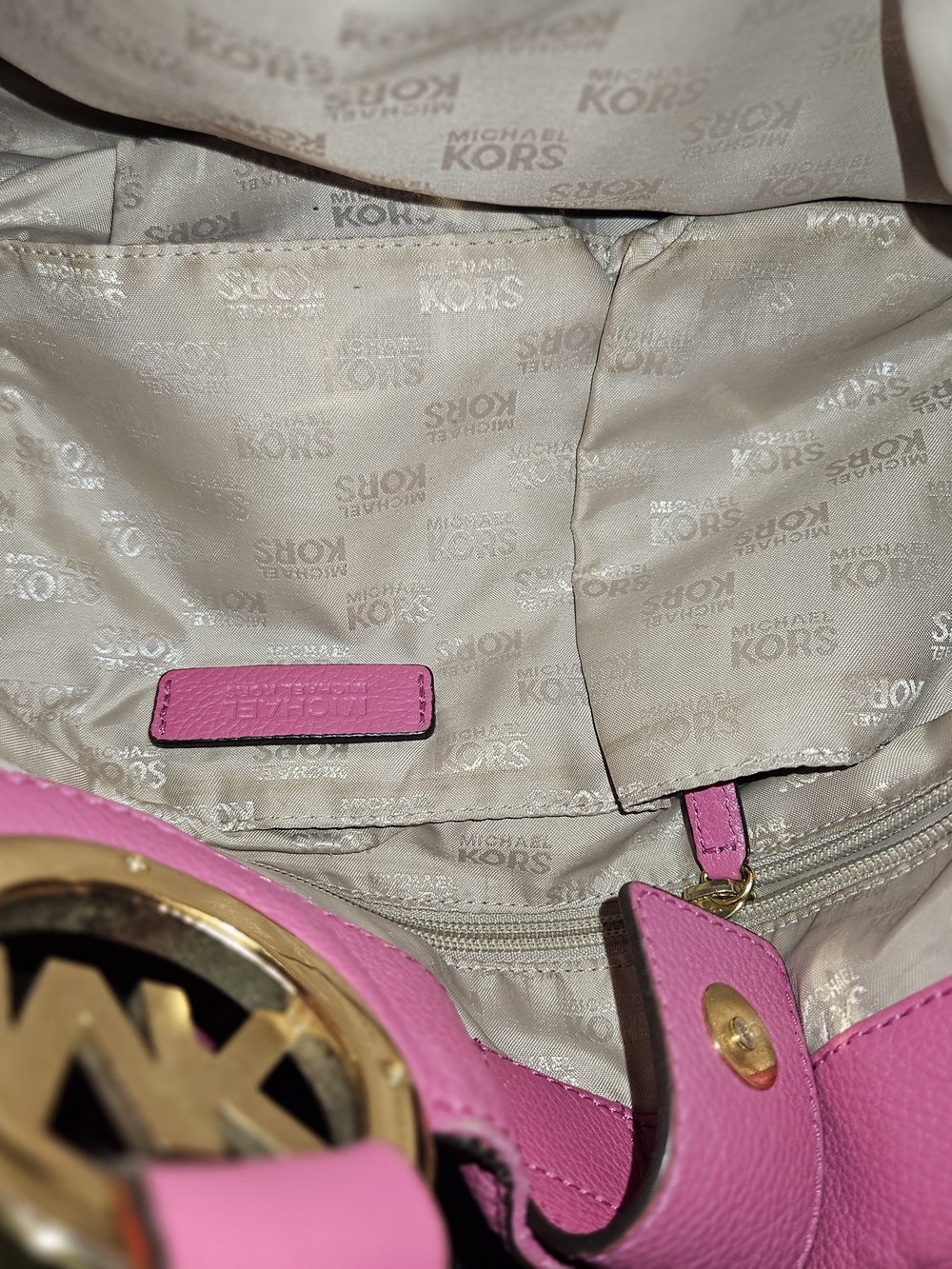 Michael Kors Bright Pink Leather Shoulder Bag with Gold MK Charm - Picture 5 of 5